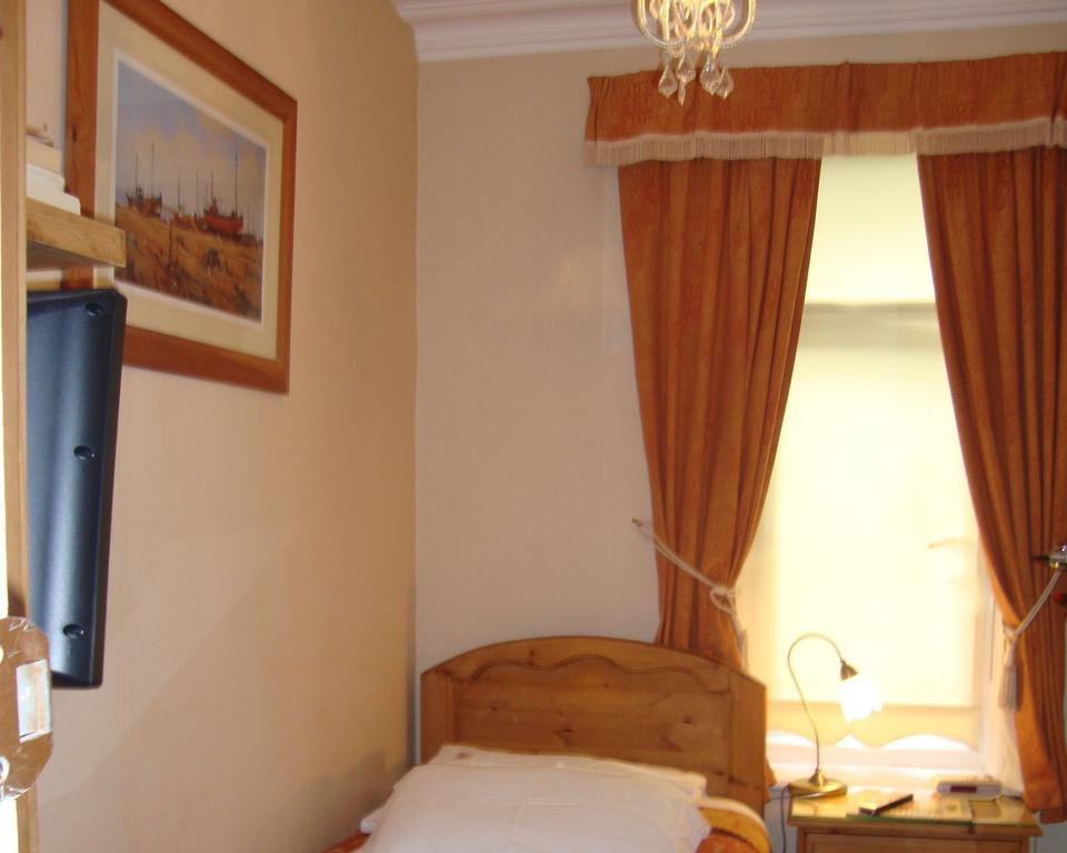 הרוגייט Sherwood Hotel - B&B חדר תמונה
