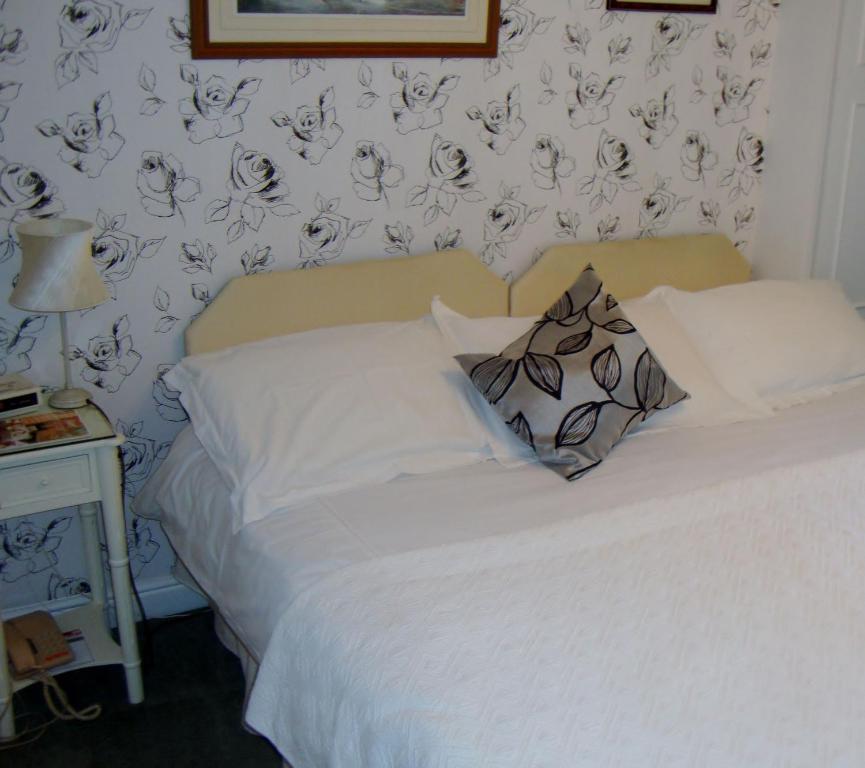 הרוגייט Sherwood Hotel - B&B חדר תמונה